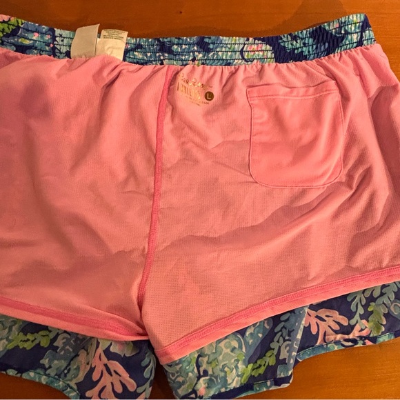 Colorful Patterned Shorts - Picture 3 of 3